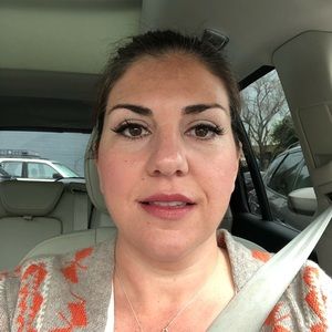 Meet your Posher, Dana